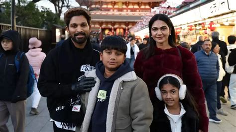 Allu Arjun Family Japan,अल्लू अर्जुन ने जापान में सेनसोजी मंदिर में किए ...