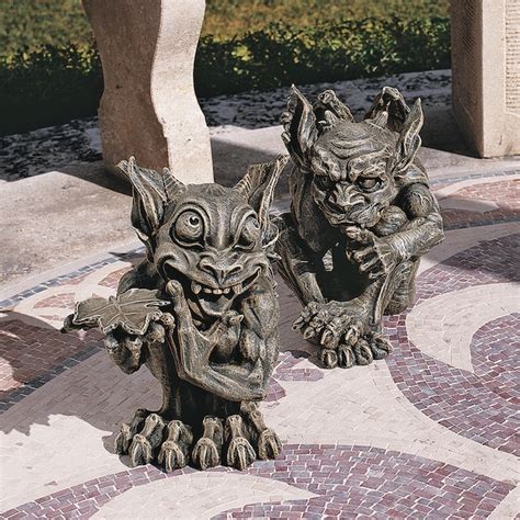 Design Toscano 12-in H x 10.5-in W Gray Gargoyle Garden Statue at Lowes.com