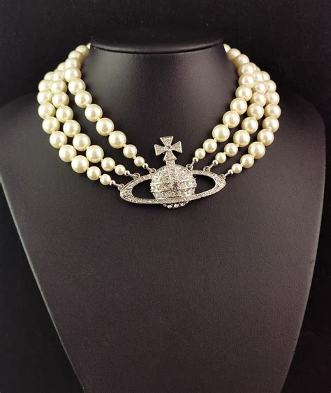 Vivienne Westwood pearl choker necklace, boxed at 1stDibs | vivienne ...