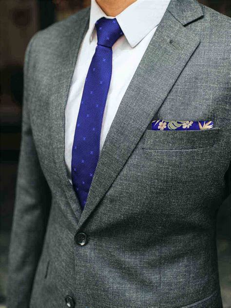 Pocket Squares – Radka