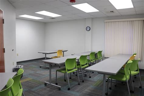 Hart Memorial Library | Osceola Library System