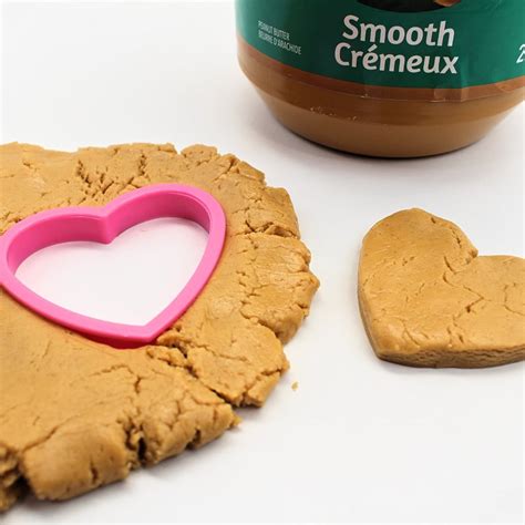 Edible Peanut Butter Play Dough (Only 3 Ingredients!) - The Craft-at ...