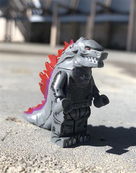 LEGO Godzilla Build Easy Mini 的图像结果