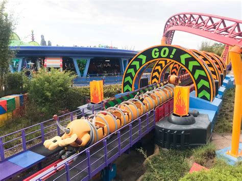 Slinky Dog Dash Review & Height Requirements