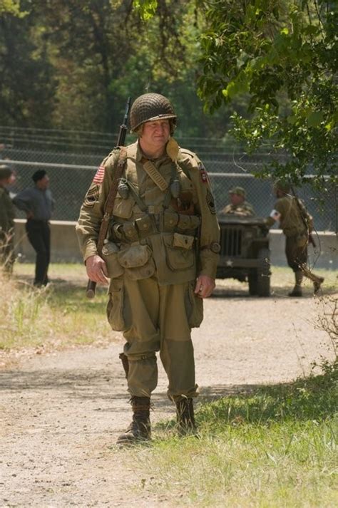 Volunteers reenact World War II during American Heroes 2011 | Article ...