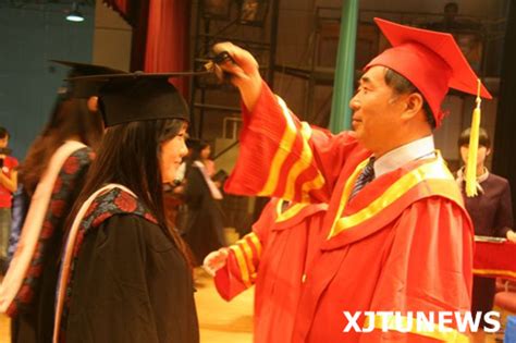2022届毕业生学位授予仪式举行-湖南大学经济与贸易学院