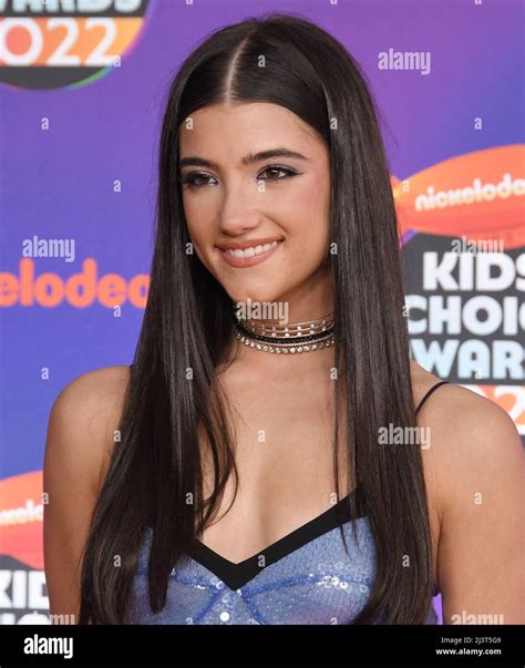 Los Angeles, USA. 09th Apr, 2022. Charli D'Amelio arrives at the 2022 ...