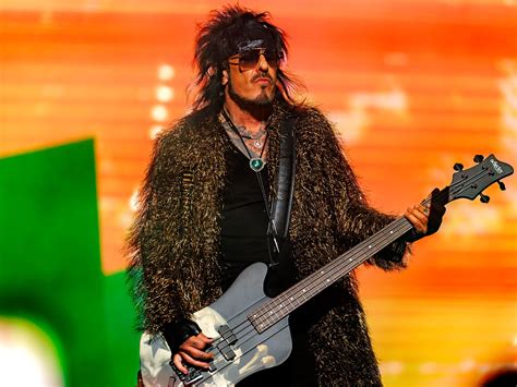 “I don’t want to go hear a bunch of C and D tracks”: Should bands play their biggest hits live ...