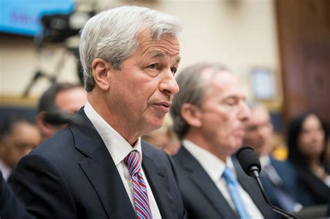 Banking C.E.O.s Face a Grilling on Capitol Hill - The New York Times