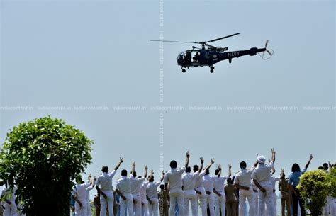 Buy Air force Jets and Indian Navy Helicopters shower flowers on ...