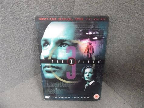 The X Files: Season 3: Amazon.co.uk: David Duchovny, Gillian Anderson ...