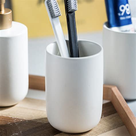 White Bathroom Accessories Set Online - Premium Bath Set | Nestasia
