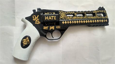 Harley Quinn Costume Gun at Willie Liggins blog