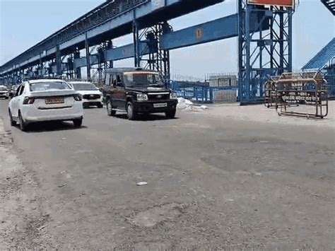 Kanpur IIT graduate girl jumps into Ganga UPSC aspirant went out for ...