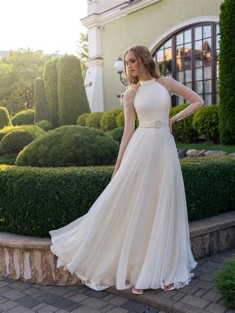 A line halter neck wedding dress 60 photos - Astyledwedding.com
