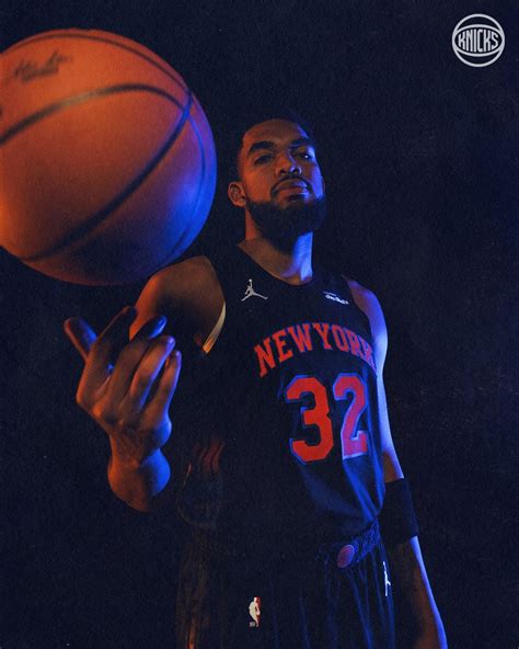 New York Knicks 2025-2026 Statement Jersey