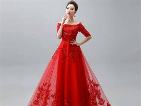 新娘穿红色婚纱礼服有哪些选择 看明星们如何选择红色礼服【婚礼纪】