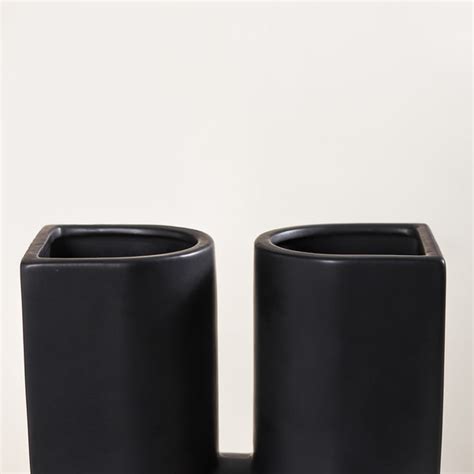Modern U Shaped Vase Black Online - Premium Vase | Nestasia