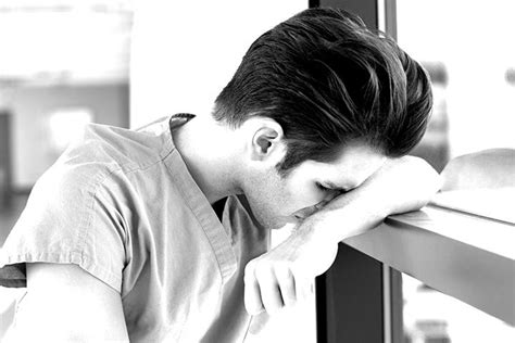 Suicide Risk in Nurses Higher Than General Population | MedPage Today