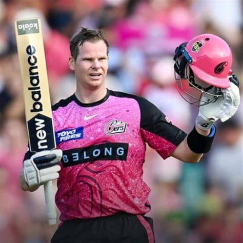 Meet Dani, glamourous wife of star cricketer, she works as..., his name ...