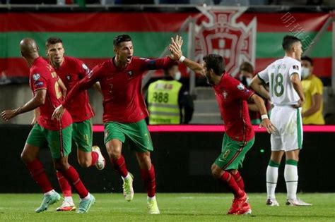 葡萄牙2-1逆转爱尔兰！c罗生涯第110球超越阿里代伊_东方体育