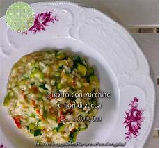 risotto con zucchine e fiori di zucca risotto con zucchine e fiori di zucca ricetta primo piatto risotto con zucchine e fiori di zucca risotto con zucchine e fiori di zucca ricetta primo piatto