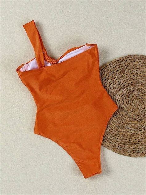 Swimsuits – CLOSET HUES