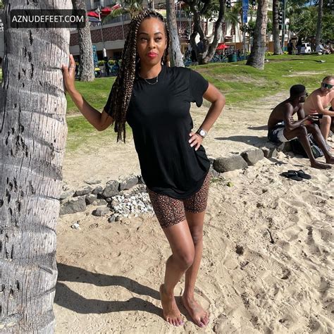 DAPHNIQUE SPRINGS Feet - AZNudeFeet