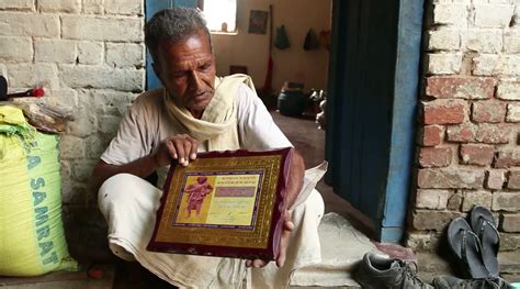 Documentary pays tribute to Bhikari Thakur and the Launda Naach stage ...