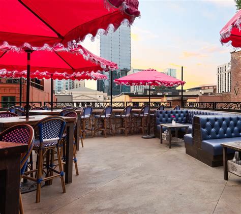 Miranda Lambert's Casa Rosa - Review and Info | Nashville Go