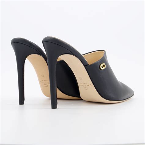 Dee Ocleppo Archives