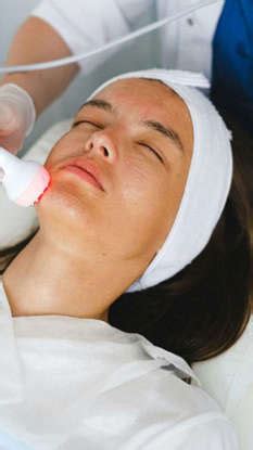 What Is Anti-Aging Procedure? Check Out Its Potential Risks!