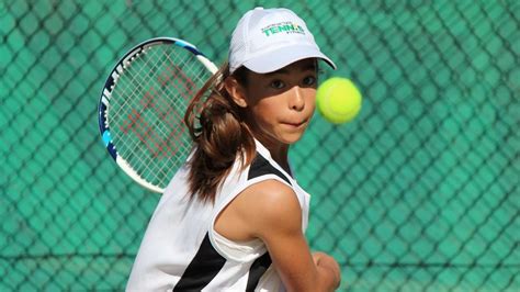 Playing Tennis 的图像结果