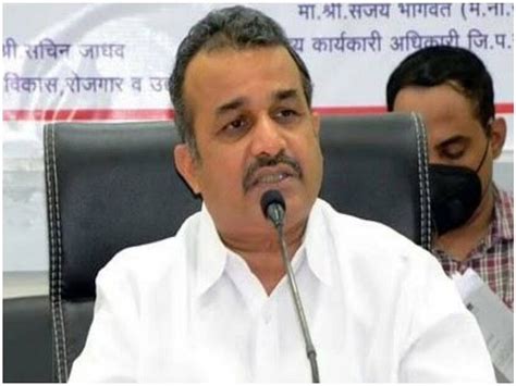 कर्जमाफी झालेल्या शेतकऱ्यांना कर्ज परतफेडीचा तगादा लावल्यास बँकांवर ...