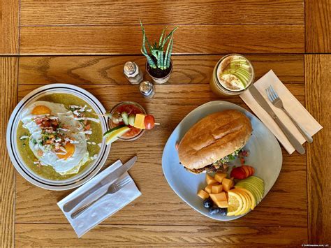 Vegan dishes, comfort foods & cocktails on new menu at The National Cafe