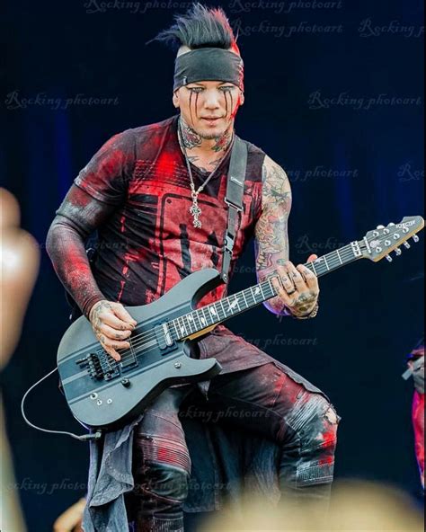 Pin di Great Illusion su Dj Ashba