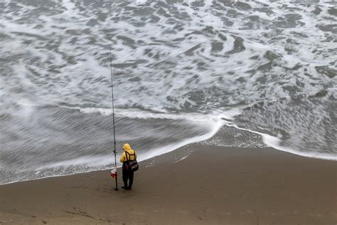 8.8 magnitude earthquake latest: Volcano erupts in Russia, tsunami ...