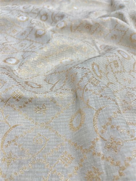 Charming Gorgeous Zari Weaving On Pure Munga Silk Dyeable Fabric ...