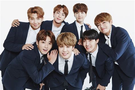 BTS Is The Perfect Family In Heartwarming And Funny Photos For “2017 ...