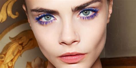 blue eye mascara