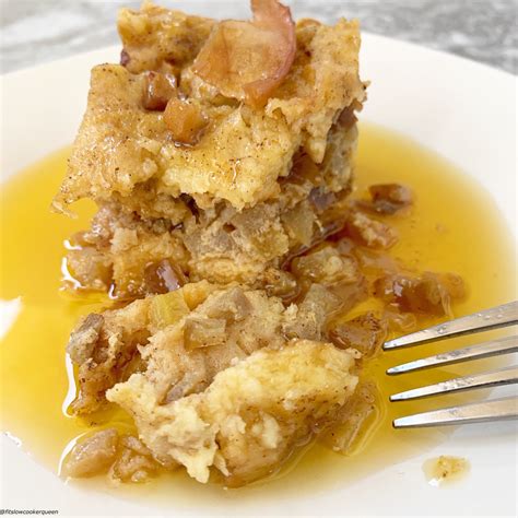 Crockpot Apples Honey Challah Bread Pudding - Fit Slow Cooker Queen