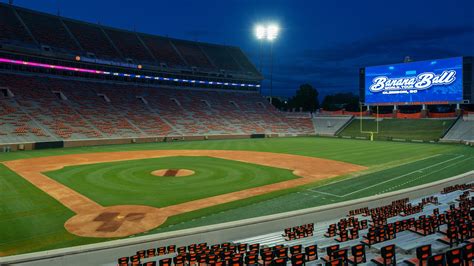 Savannah Bananas: Why Banana Ball is at Clemson's football stadium