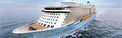 Download wallpaper Sea, White, Liner, The ship, Passenger, Tank ...