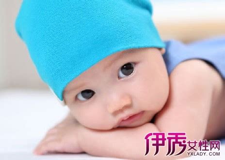 【四个月宝宝脑瘫表现】【图】四个月宝宝脑瘫表现有哪些 小儿脑瘫早期的异常表现(3)_伊秀亲子|yxlady.com
