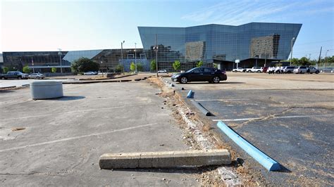 Jackson Convention Complex: How will center survive?