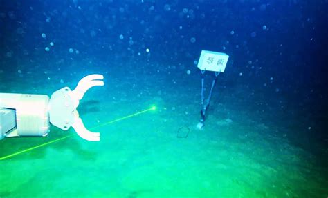 “China Defies the Ocean”: New Deep-Sea Robot Dives Toward 6,000 Meters ...