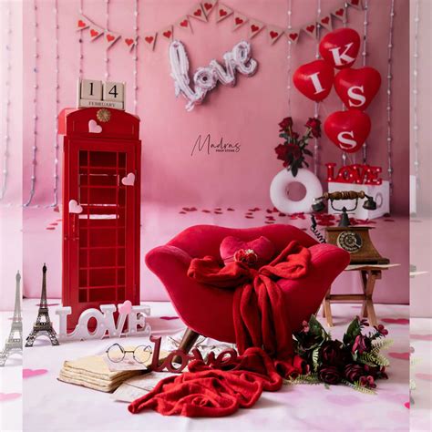 Setup No 55 | Love in Paris Theme – Madras Prop Store Rentals