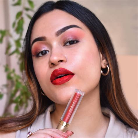 DeBelle Majestique Matte Liquid Lipstick Cherry Charlotte (Red) | Enri ...