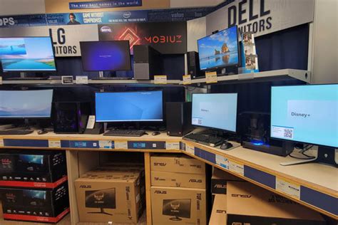 Micro Center Computer Store 的图像结果