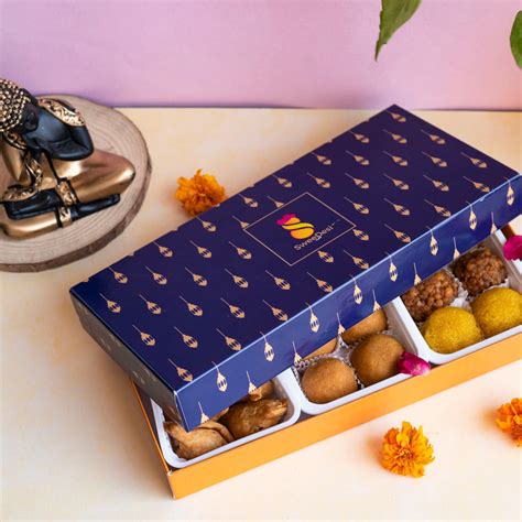 Laddu Box: Heavenly 7 Treats